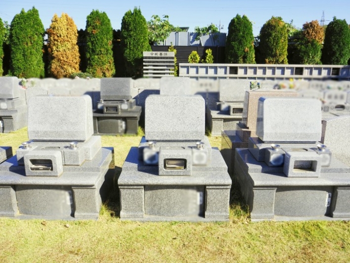 メモリアルパーククラウドむさし野_芝生2