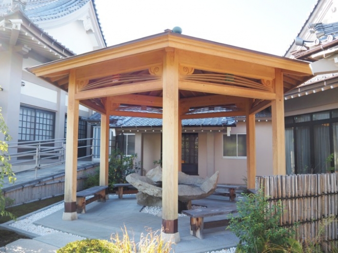 願隆寺 樹木葬・納骨堂_六角堂